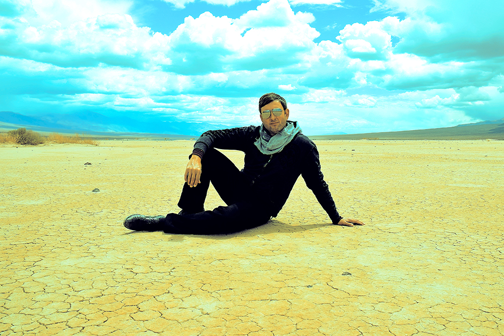 GLOW - Desert Ground