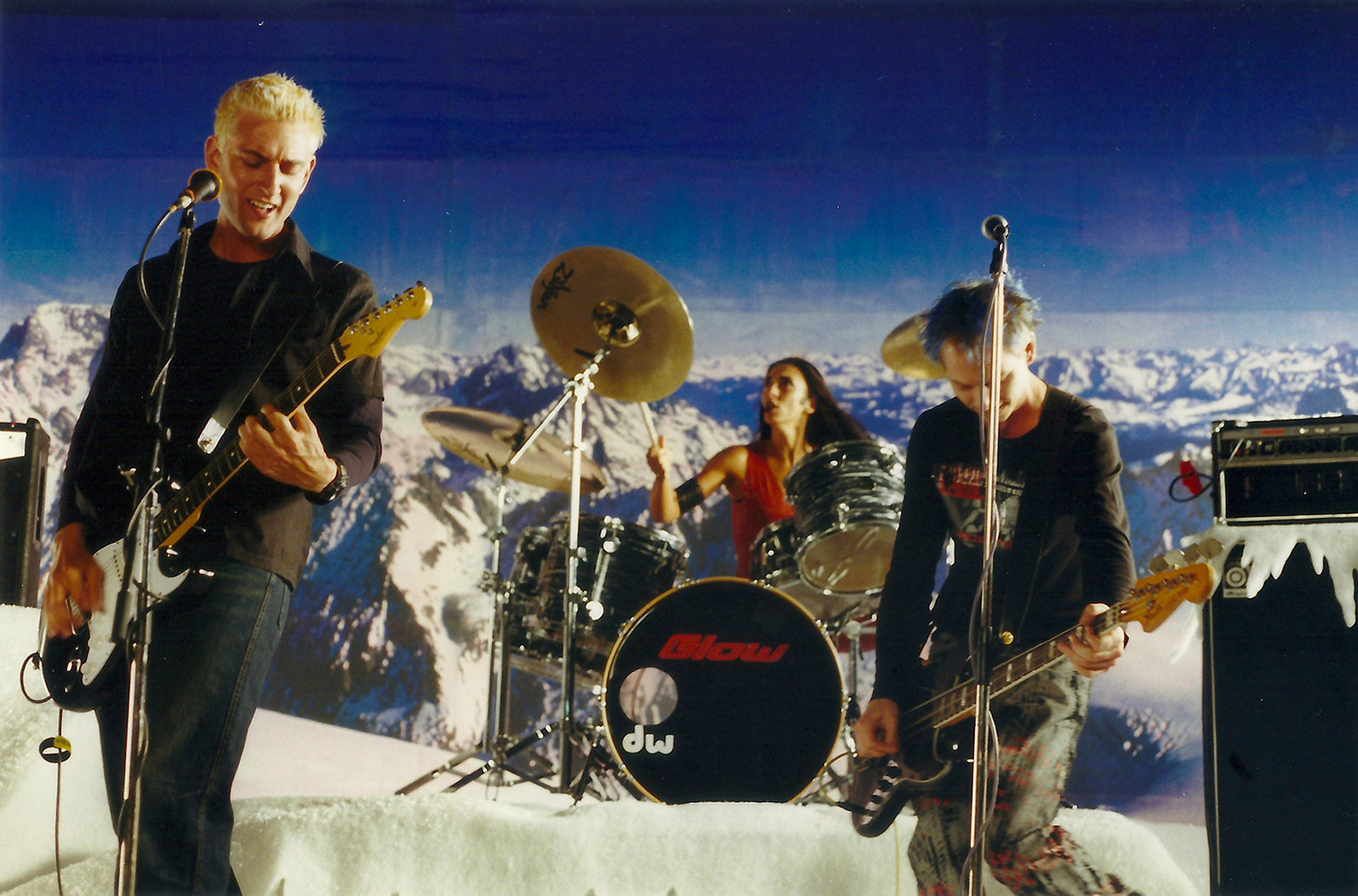 Glow - President Videoshoot - 2001 - 03o