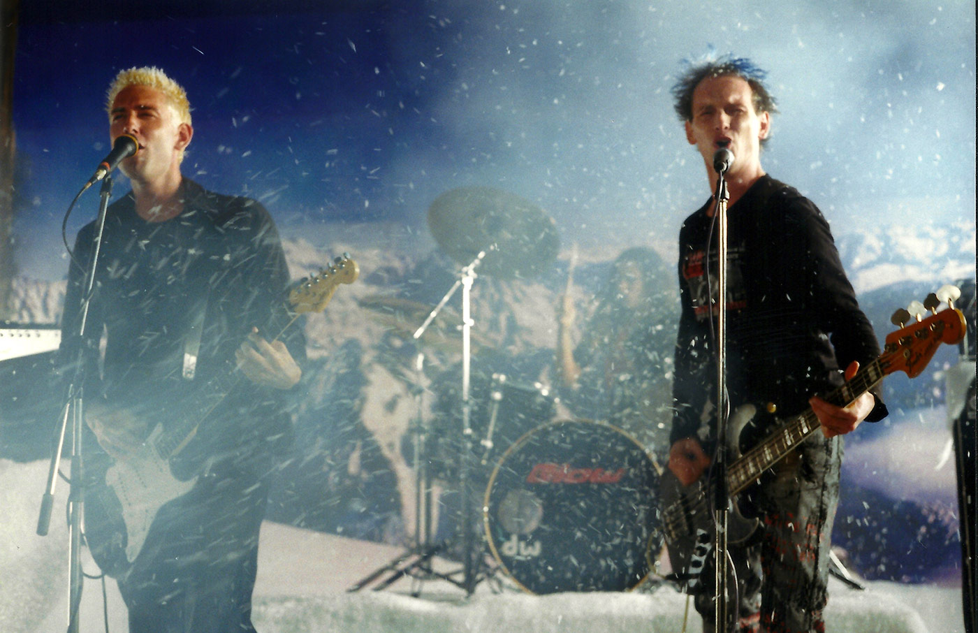 Glow - President Videoshoot - 2001 - 11o